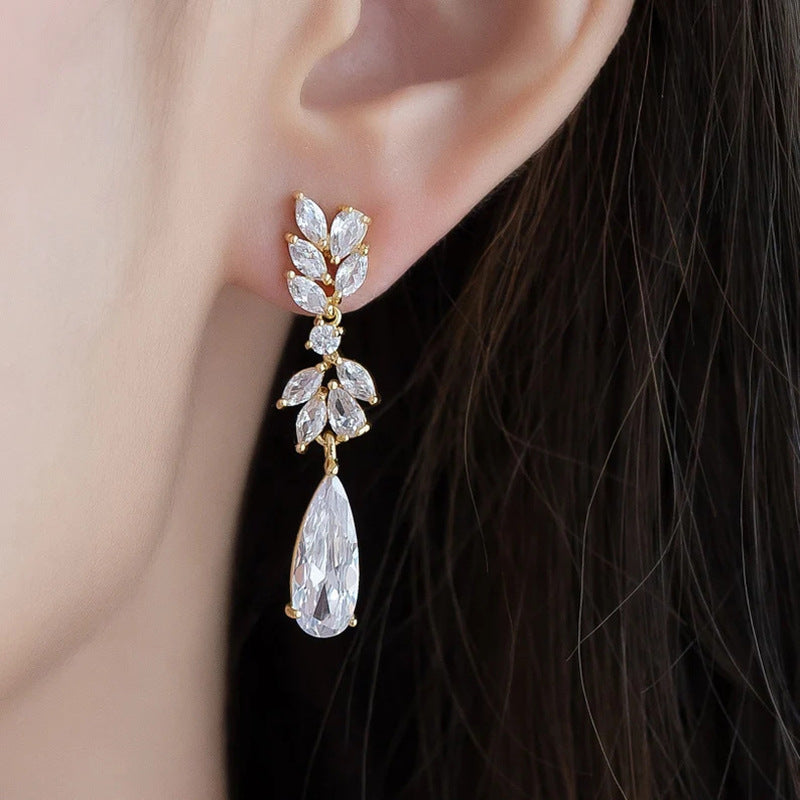 #06538110 Cubic Zirconia Earring (Golden, Silver)