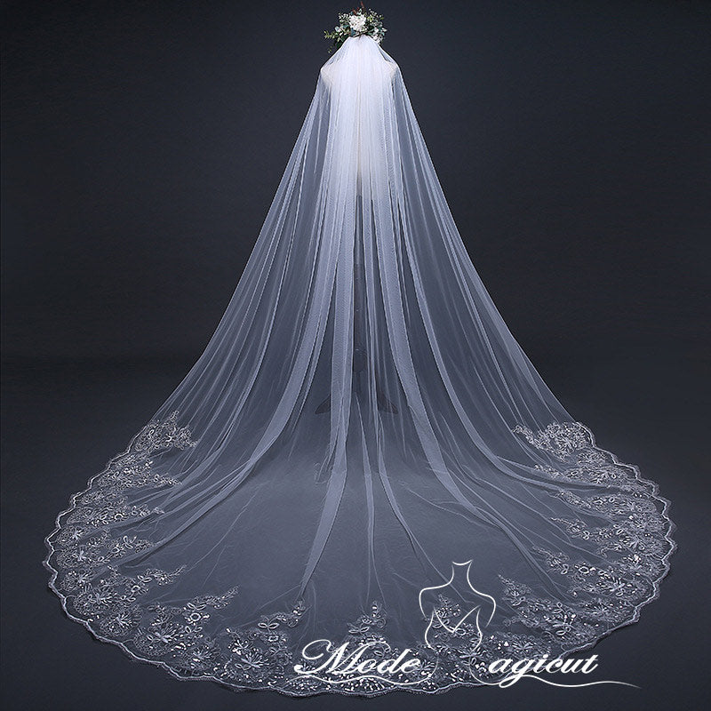 #19308005  3*3 Meters One-Tier Sequins Lace Edge Cathedral Bridal Veils Bridal Veils with Comb