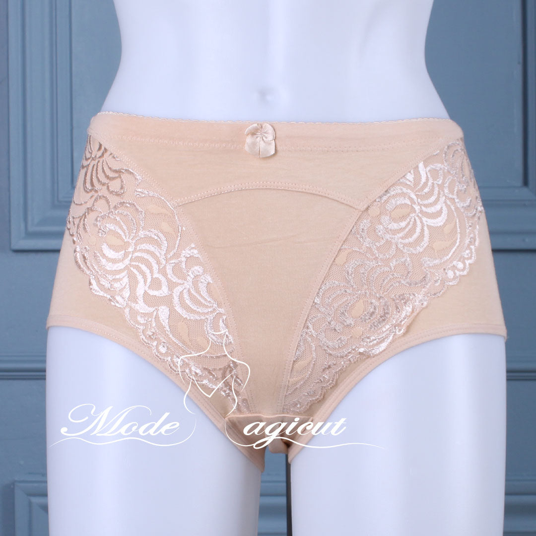 #1537 Ladies Cotton Briefs with Lace