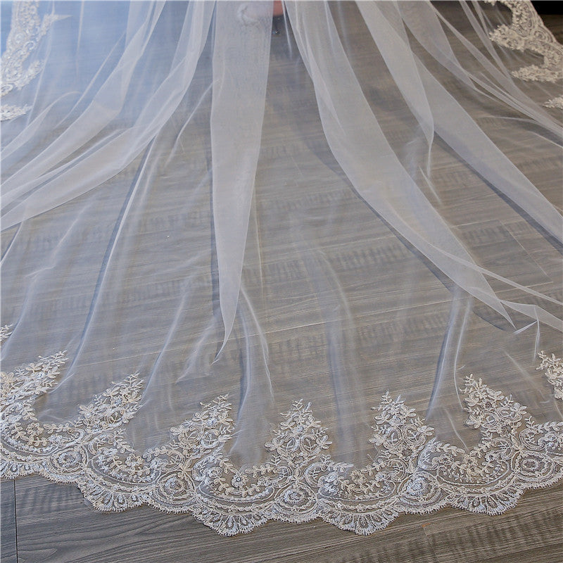 #21308014 3*5 Meters One-tier Sequin Lace Edge Cathedral Bridal Veils | For Wedding