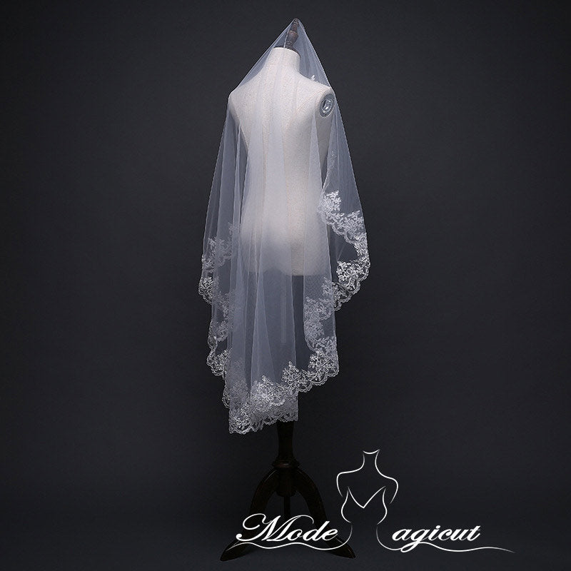 #07308010 One-Tier Lace Trimming Edge Elbow Bridal Veils