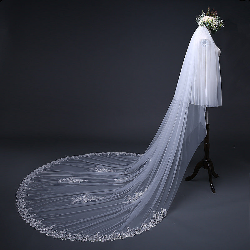 #20308017 3*3.8 Meter Sequins Lace Applique Edge 2-tier Cathedral Bridal Veil with Comb