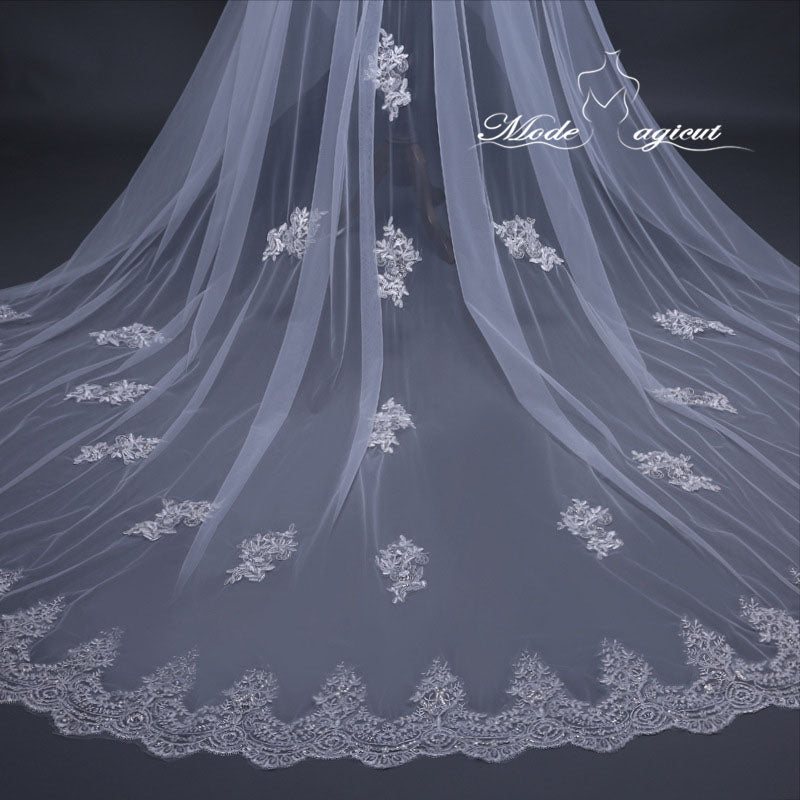 #20308016 3.8*3 Meter Sequins Lace Applique Edge 2-Tier Cathedral Bridal Veil | For Wedding