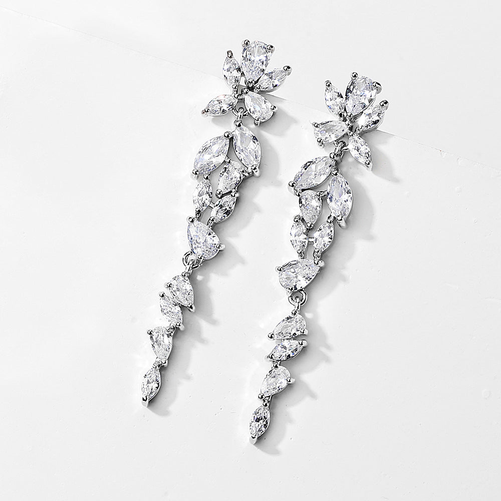 #22103217 Long Cubic Zirconia Earrings
