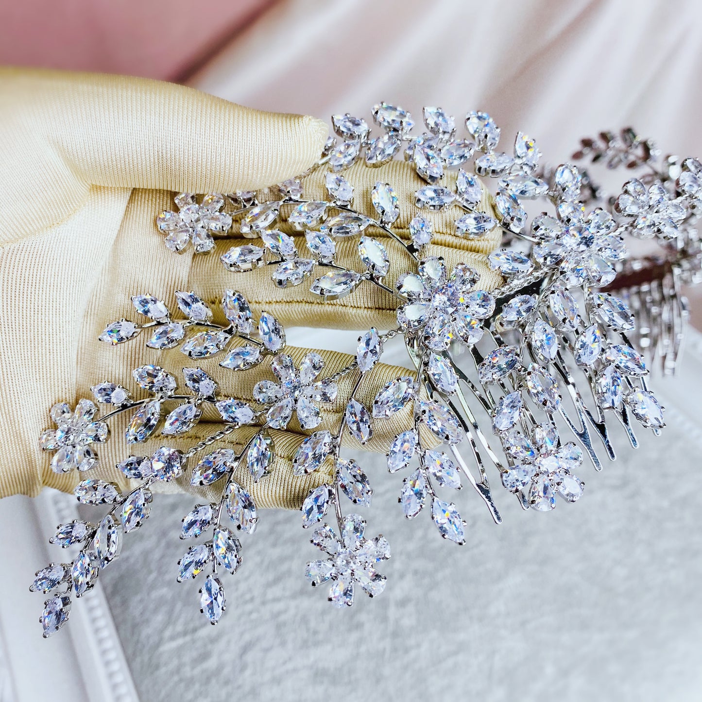 #08412058 39cm*10cm Ziconia Headpiece