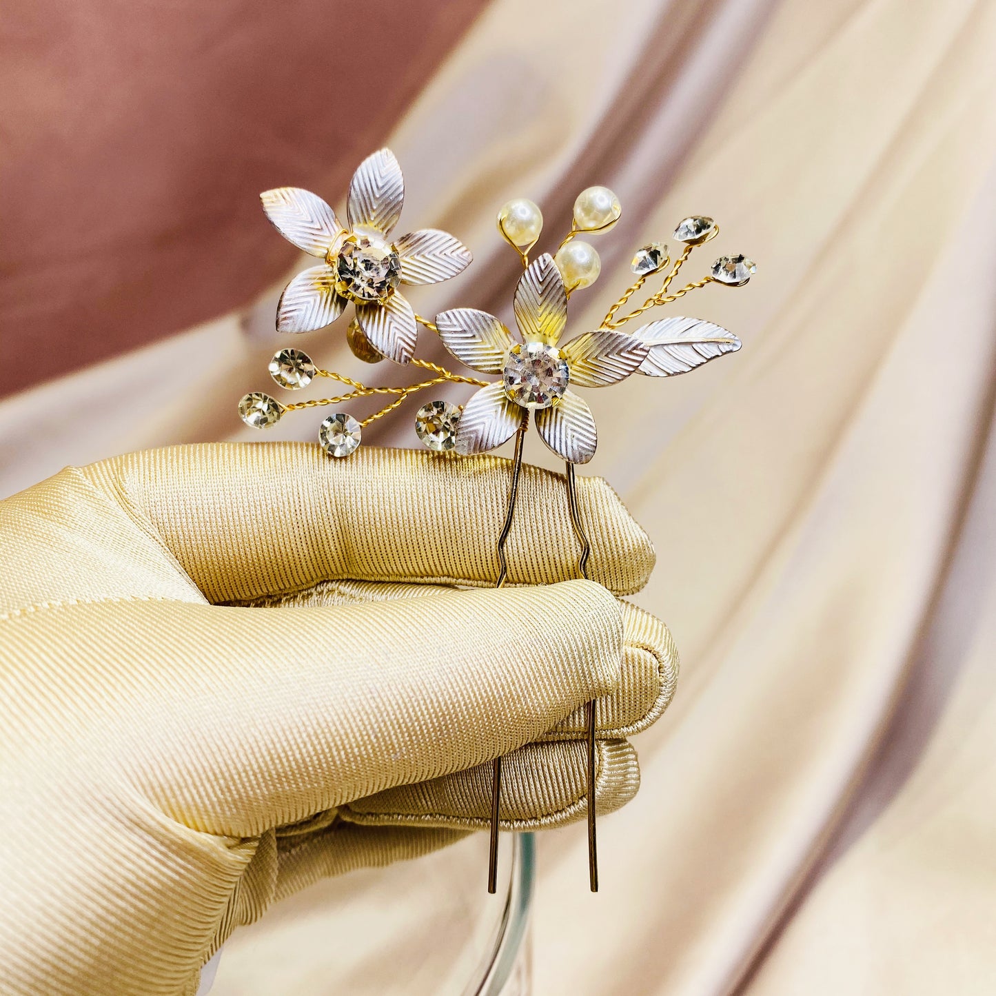 #06448189 Lovely Flowers Hairpins with Imitation Pearls and Rhinestones (Set for 2)