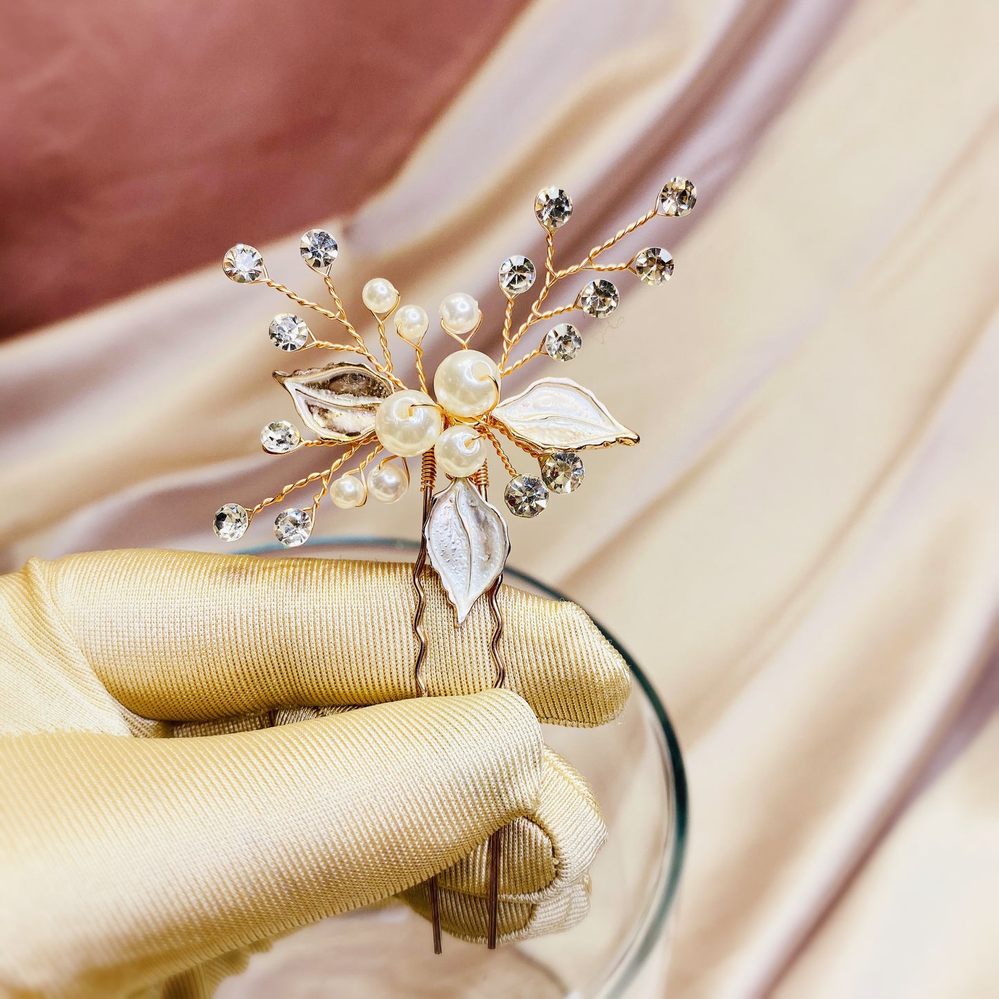 #03448215 Elegant Imitation Pearls and Rhinestone, Alloy Hairpins