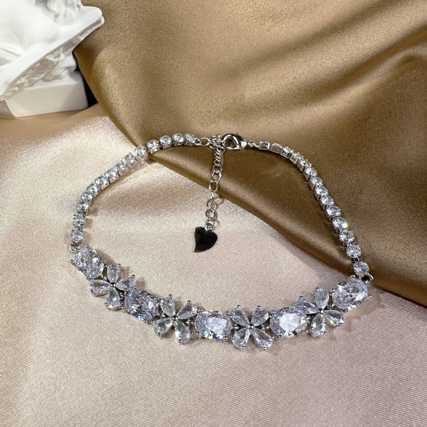 23117011 Cubic Zirconia Bracelets (Available Silver, Blue & Green)