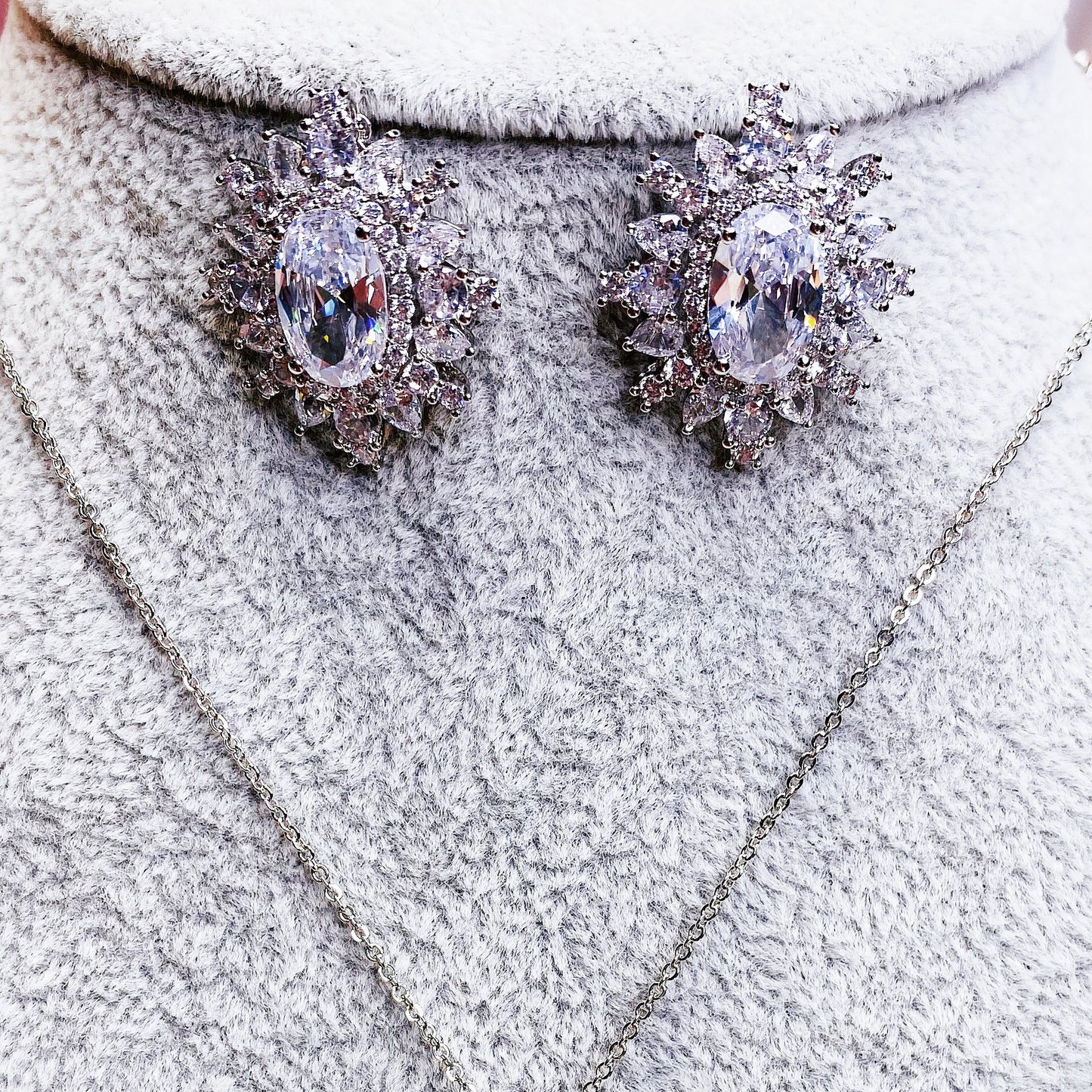 #09522006 Cubic Zirconia Vintage Diamond Pendant Set (Green, Blue, Silver)