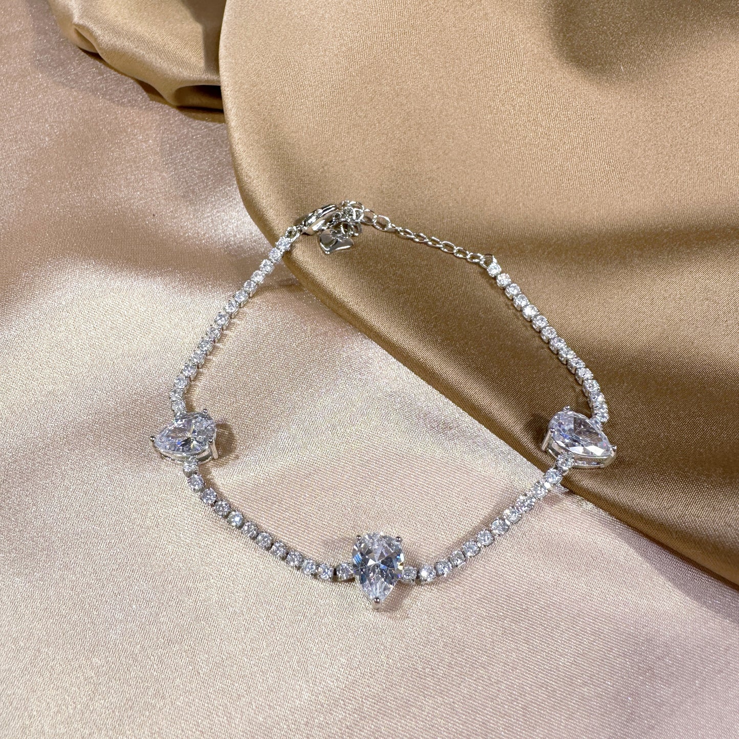 23114003 Cubic Zirconia Bracelets (Available Silver, Blue & Green)