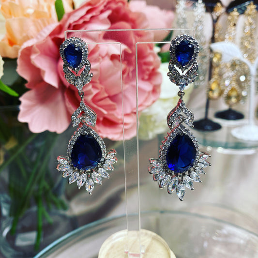 #09532001 Blue Cubic Zirconia Luxruy Earrings