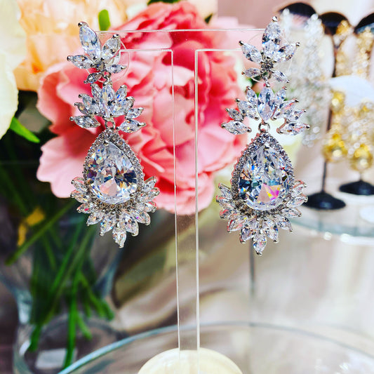 #09532006 Cubic Zirconia Earring 5.5*2.2 cm