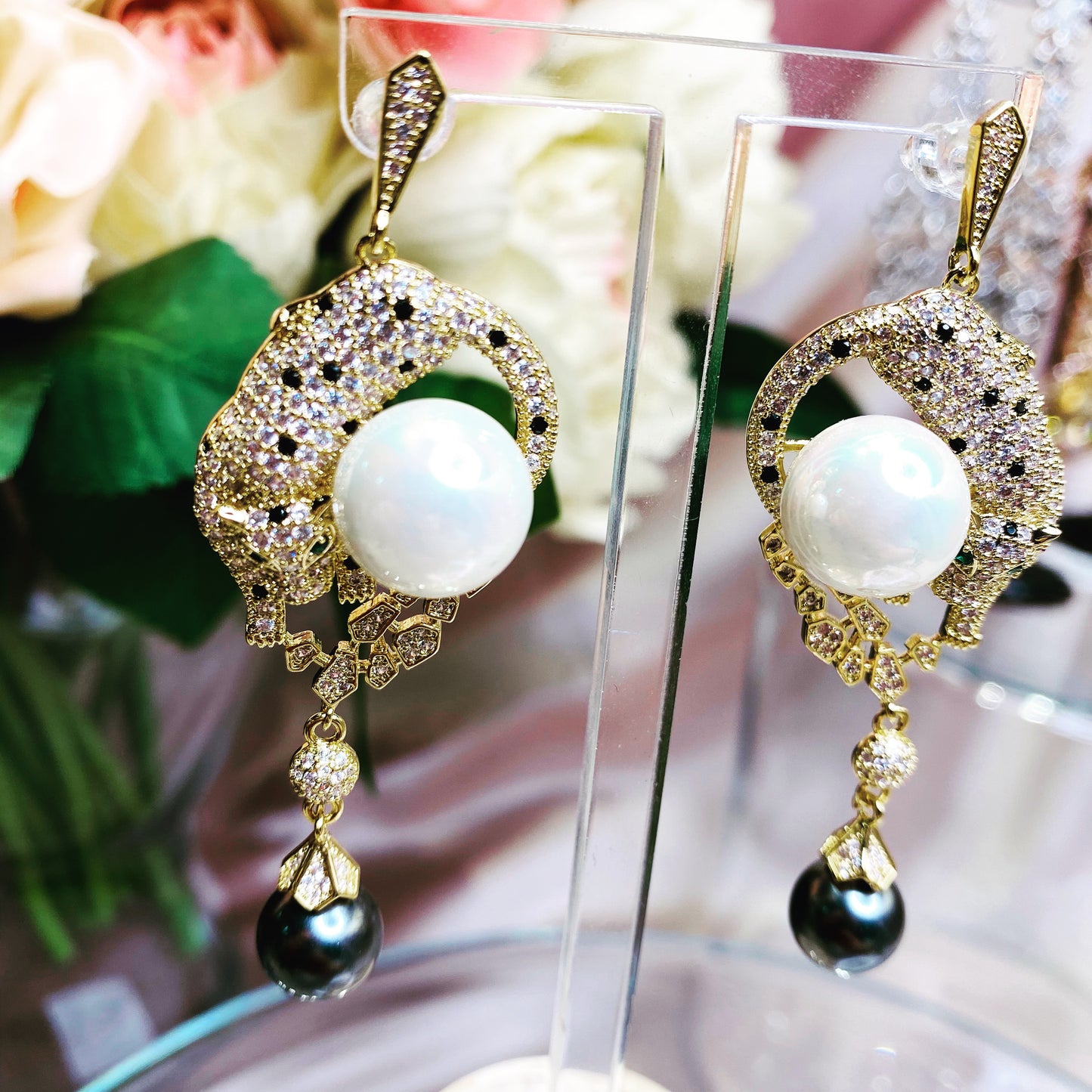 #09532008 Golden Leopard Cubic Zirconia Earring 7*2.5cm