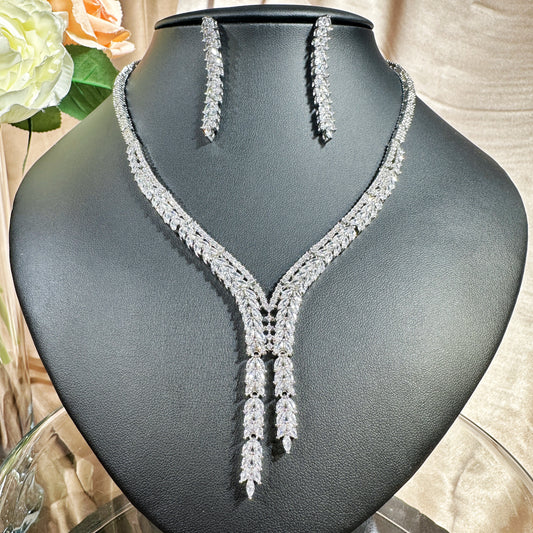 231006601 Complete your bridal look with our elegant Y-necklace Design CZ Jewelry Set