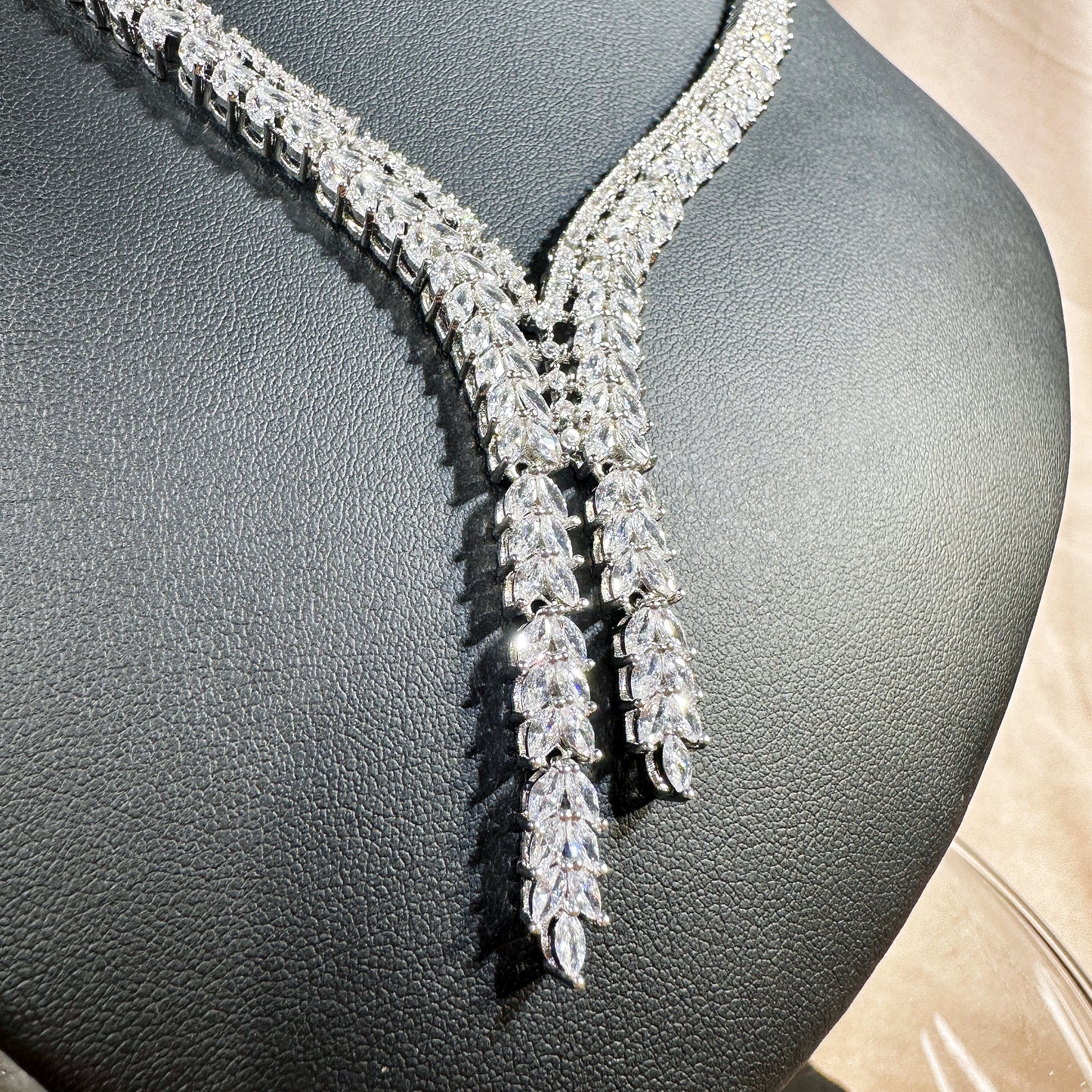 231006601 Complete your bridal look with our elegant Y-necklace Design CZ Jewelry Set