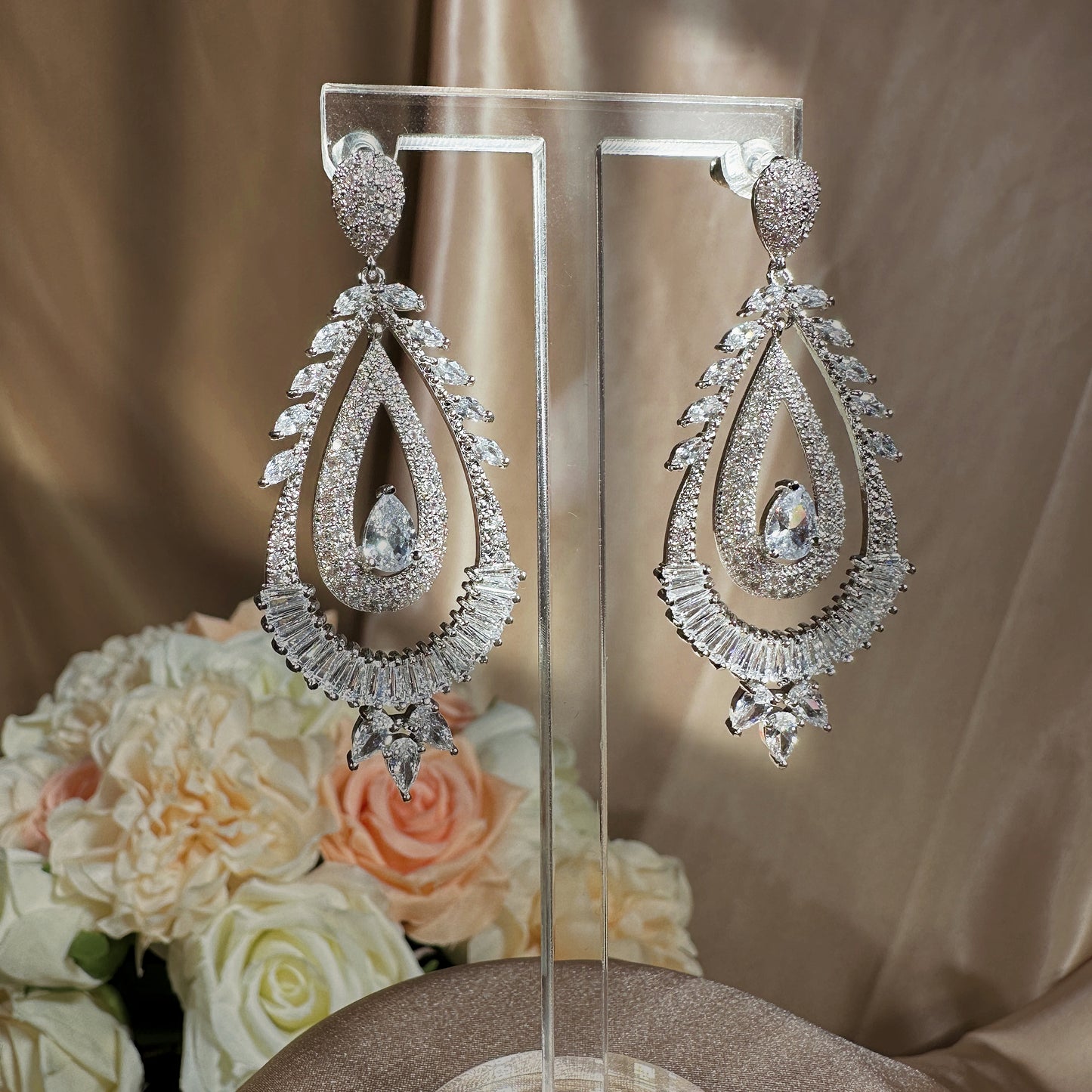 #11532011 Cubic Zirconia Earrings 5.6*2.1cm