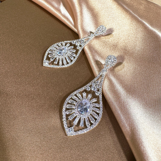 #11532010  Brilliant Round Cut Cubic Zirconia Drop Earrings