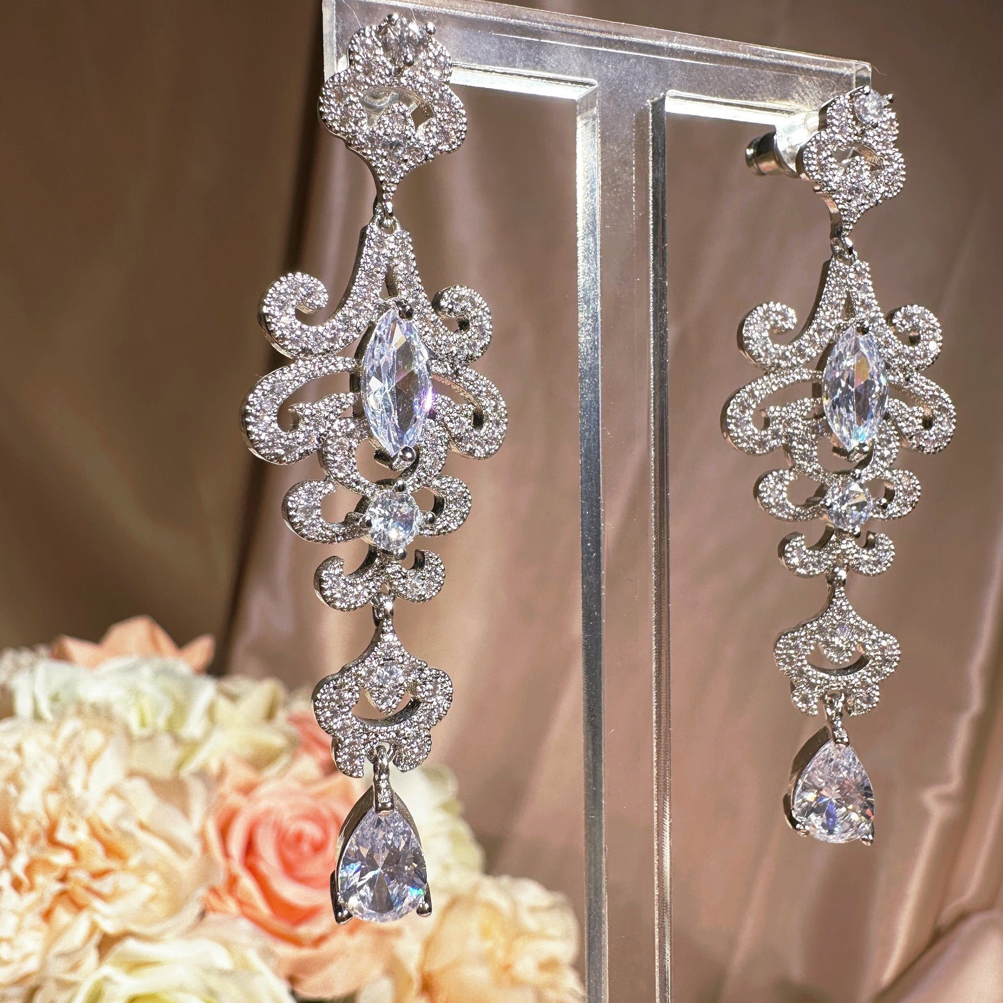 #11532009 Vintage-inspired Cubic Zirconia Chandelier Earrings