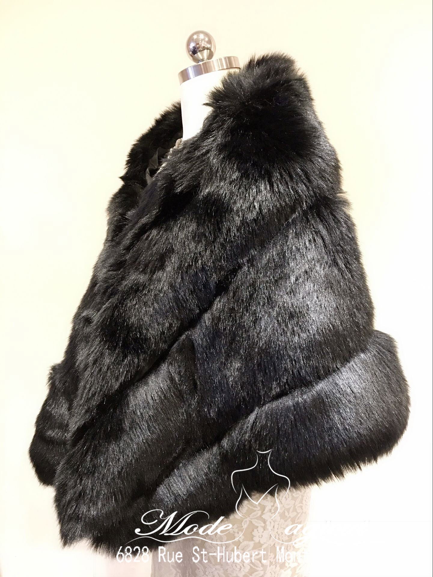 #16218002 Classic Faux Fur Shawl For Bride