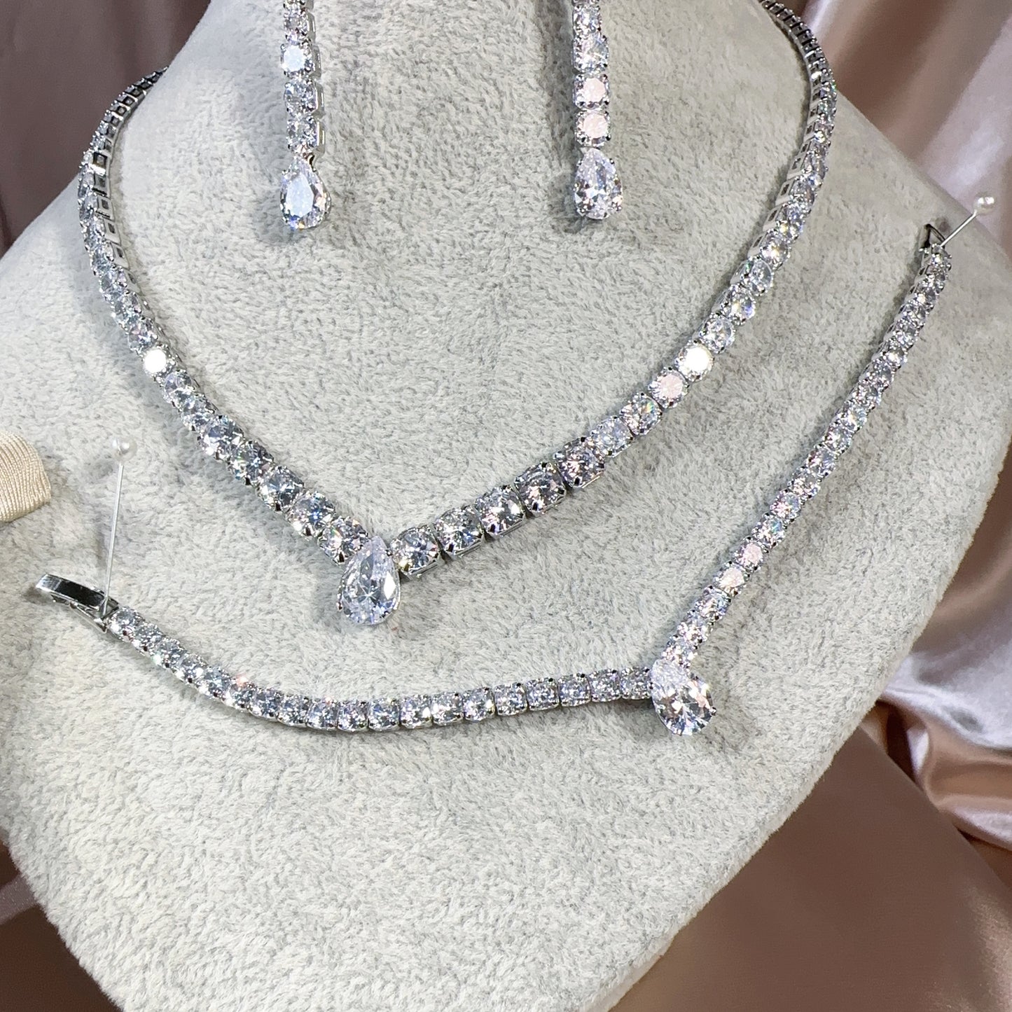 #23282005 Four Piece Cubic Zirconia Jewelry Sets