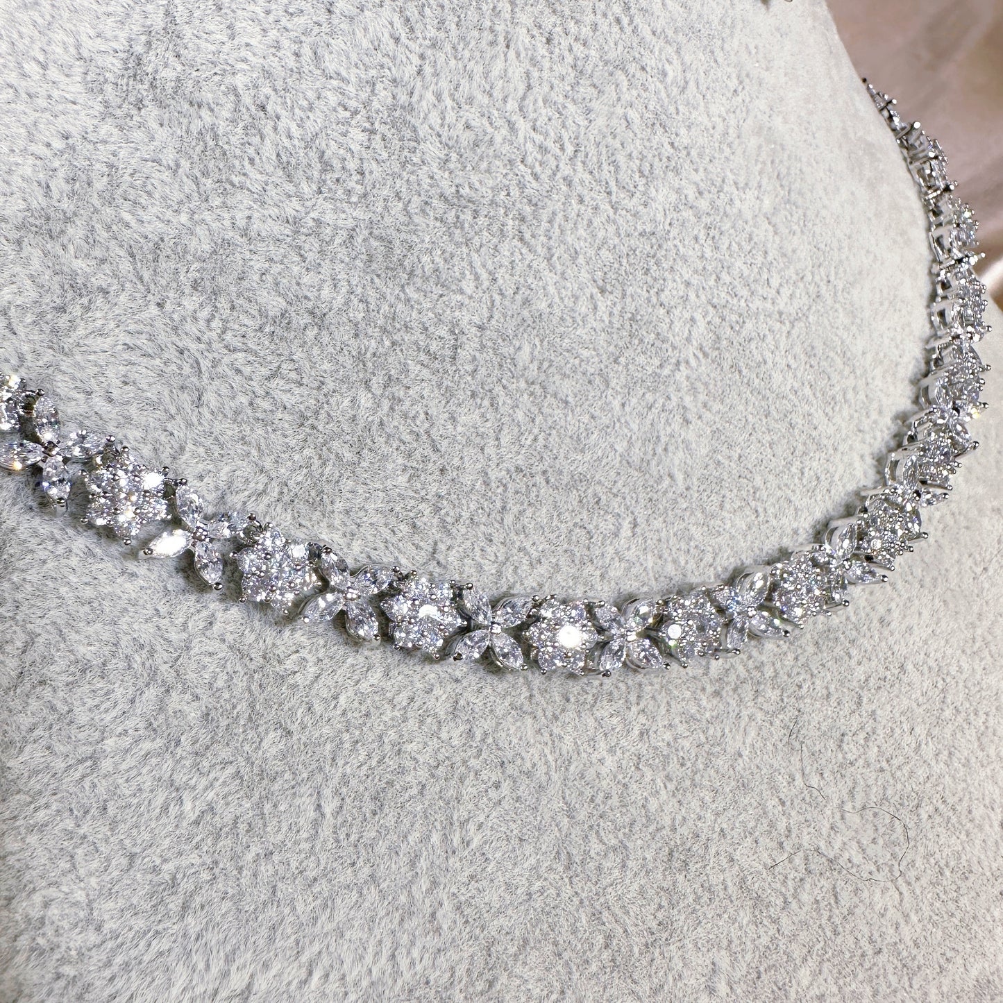 23602027 Sparkling Mini Flower and Leaf Tennis Necklace with Cubic Zirconia