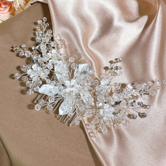 23306312 Luxury Rhinestone Floral Hair Comb - The Perfect Bridal Accessory