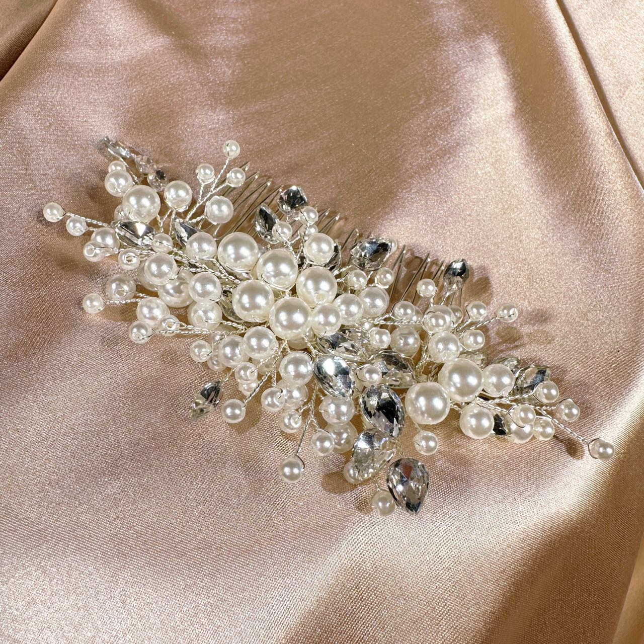 23306323 Elegant Pearl Hair Comb with Sparkling Rhinestones | For Bridal Hairstyle | Wedding