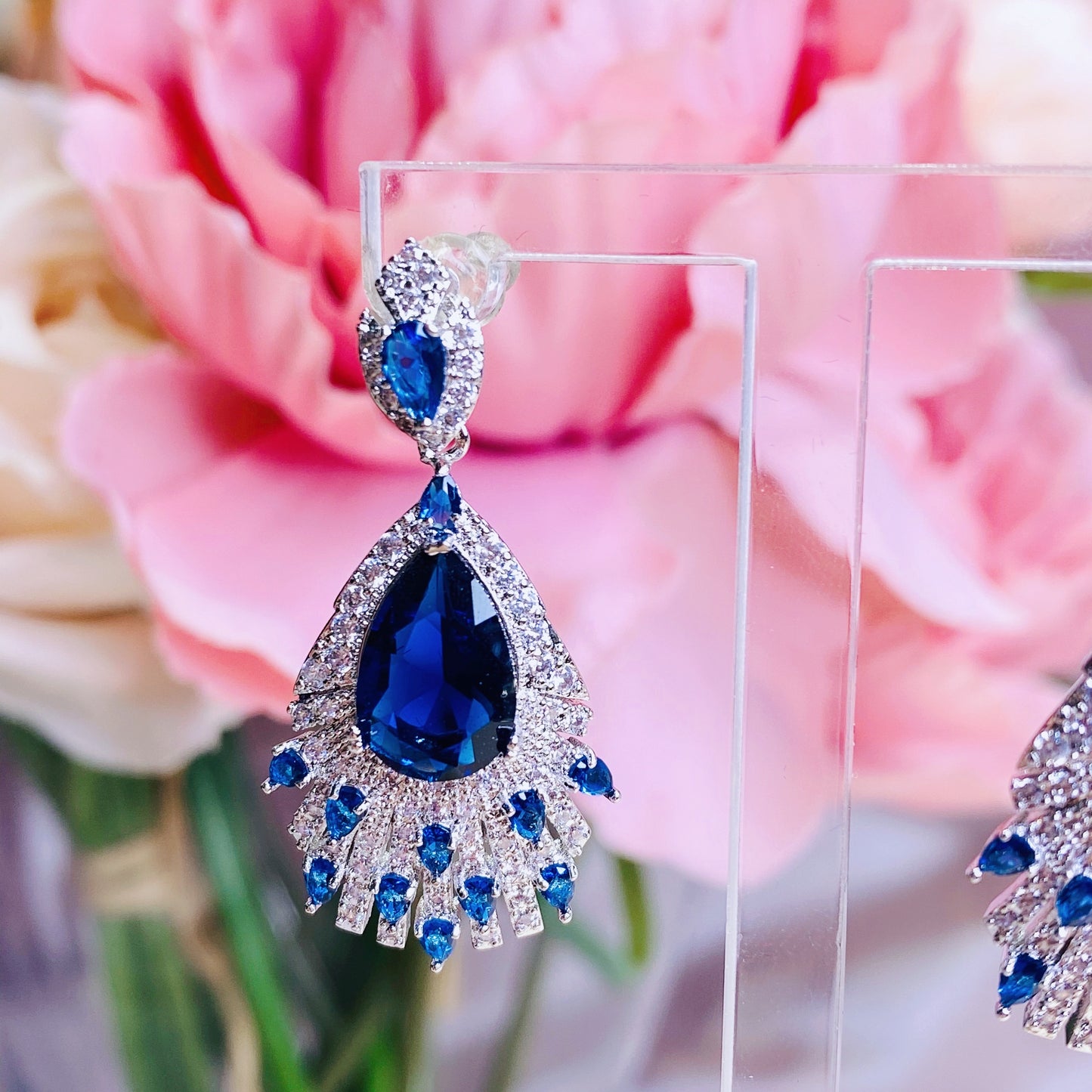#06538107 Cubic Zirconia Earrings (Silver, Blue)