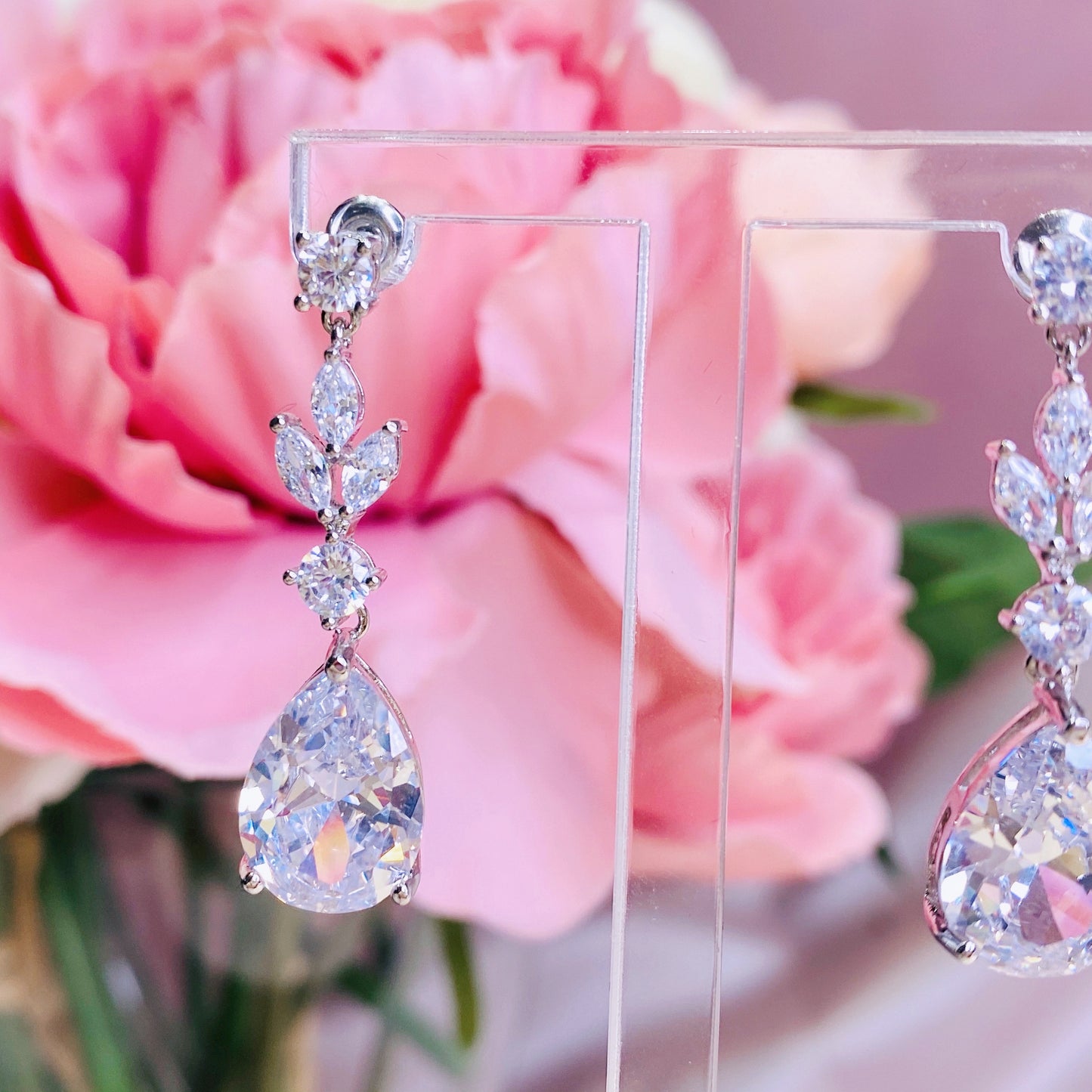 #06538111 Cubic Zirconia Earring (Rose Gold, Golden, Silver)