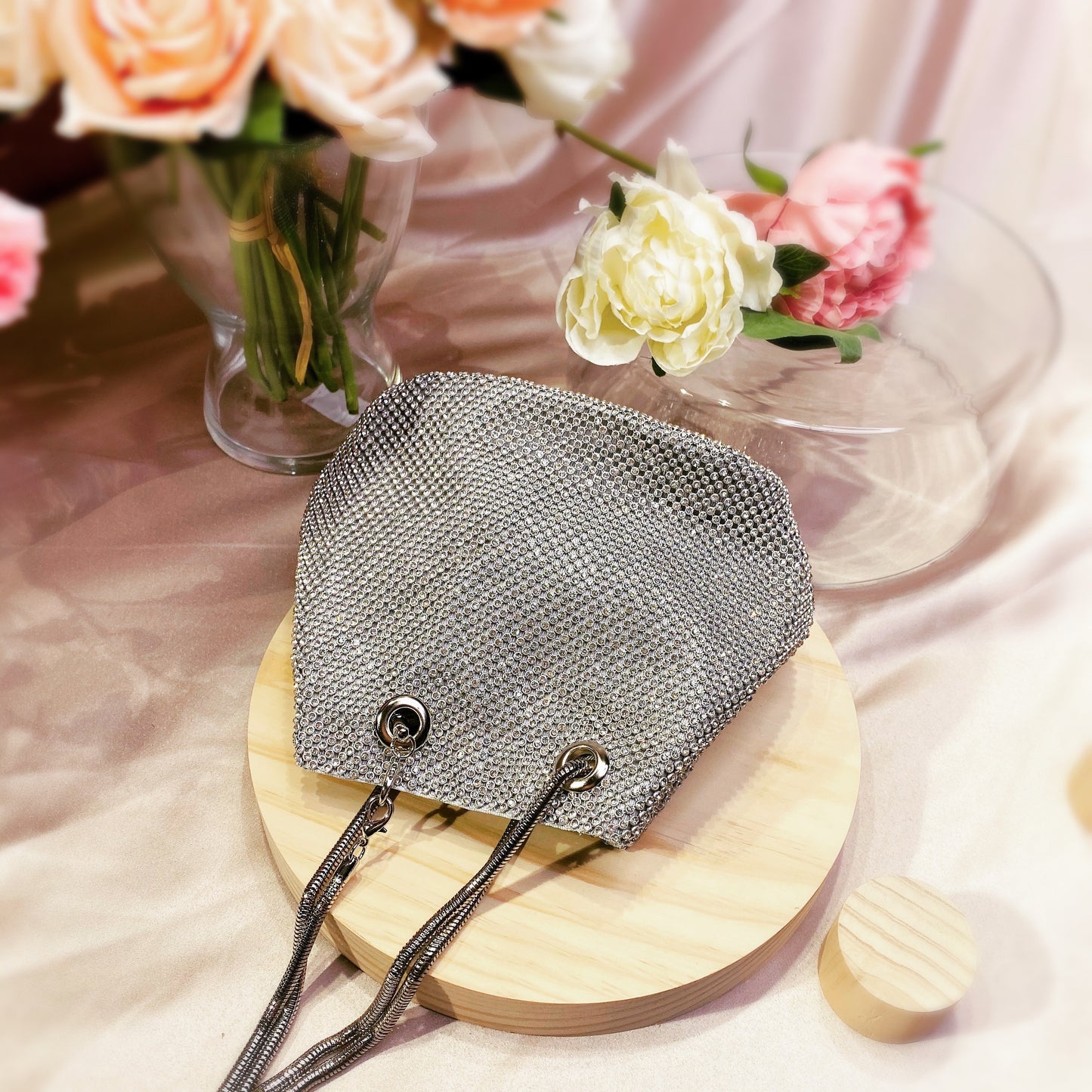 #10818002 Vintage Ladies' Rhinestone Clutches (Golden, Silver)
