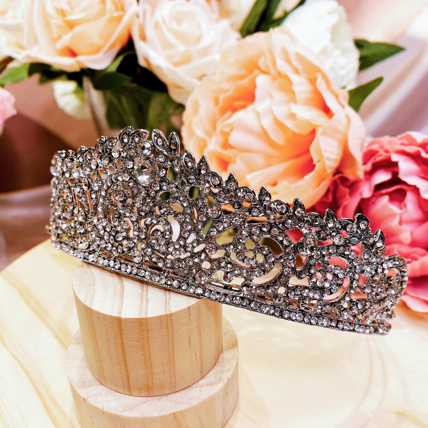 #04438027 Rhinestones Tiara (Silver, Golden)