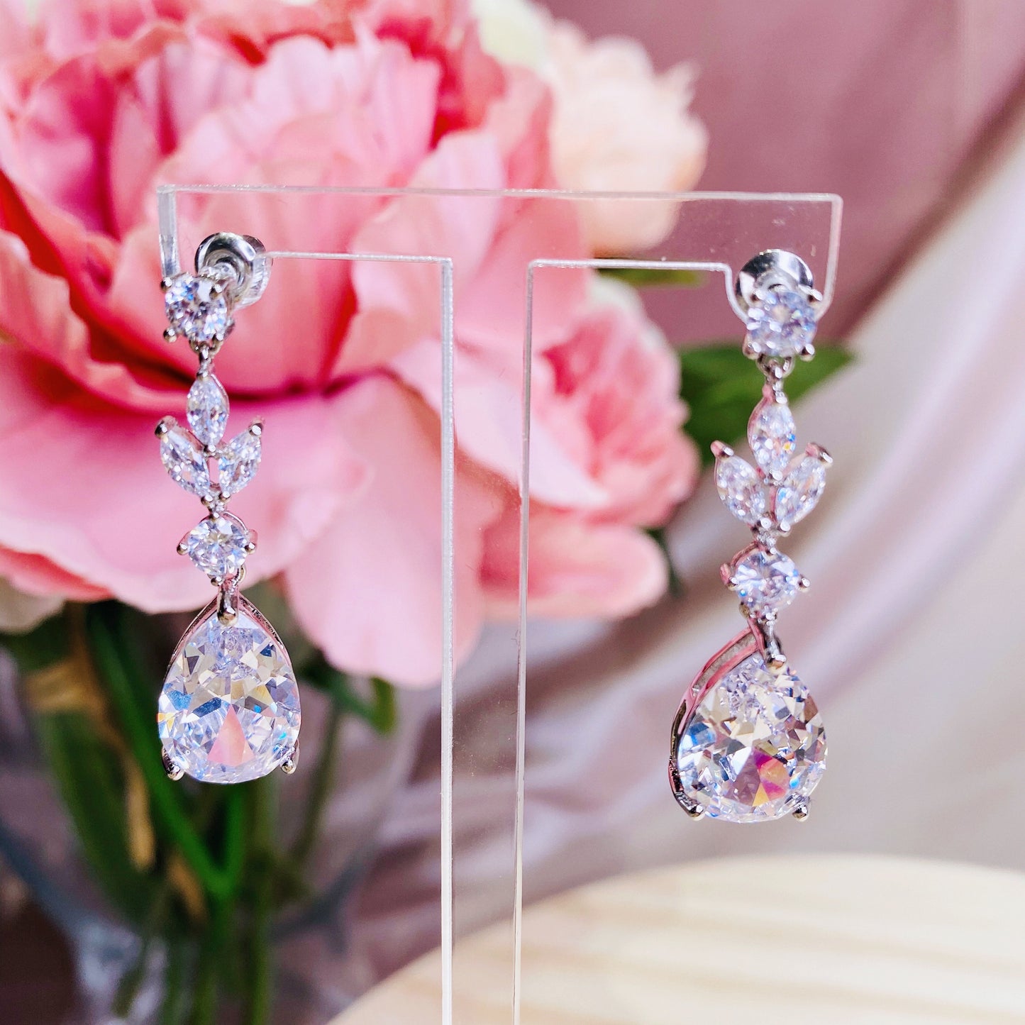 #06538111 Cubic Zirconia Earring (Rose Gold, Golden, Silver)