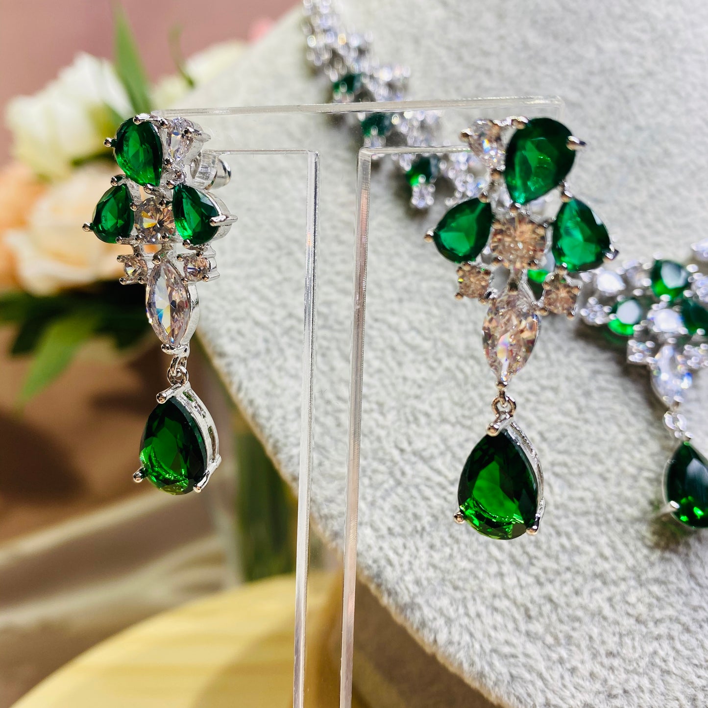 #18522020 Cubic Zirconia Jewelry Set (Green,Blue,Silver)
