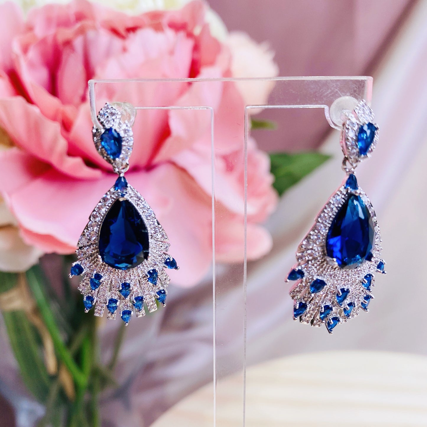 #06538107 Cubic Zirconia Earrings (Silver, Blue)
