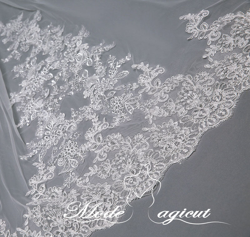 #20308003 3.8*3 Meters Sequin/Lace Applique Edge Two-Tier Cathedral Wedding Veil