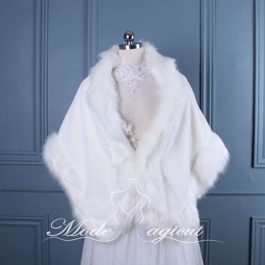 #14218004 Classic Faux Fur Shawl (Ivory, Black)