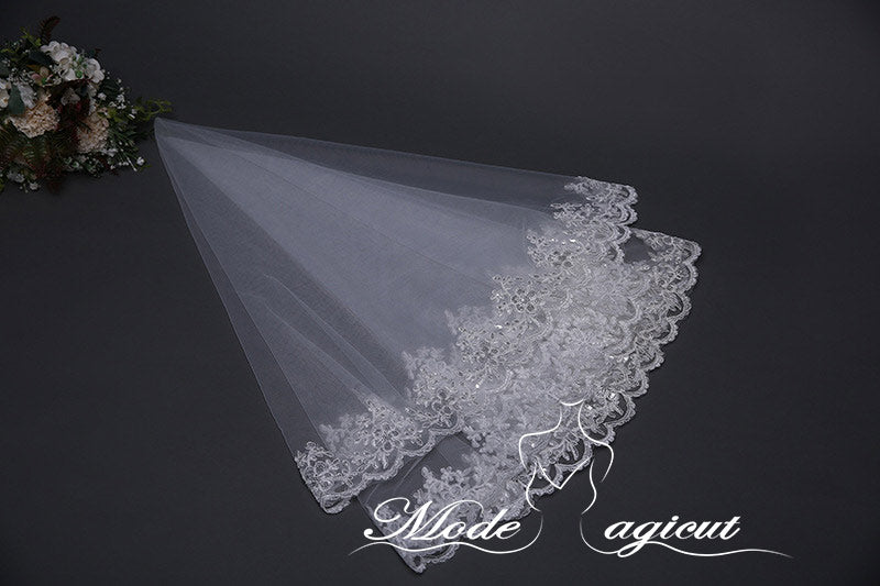 #07308010 One-Tier Lace Trimming Edge Elbow Bridal Veils