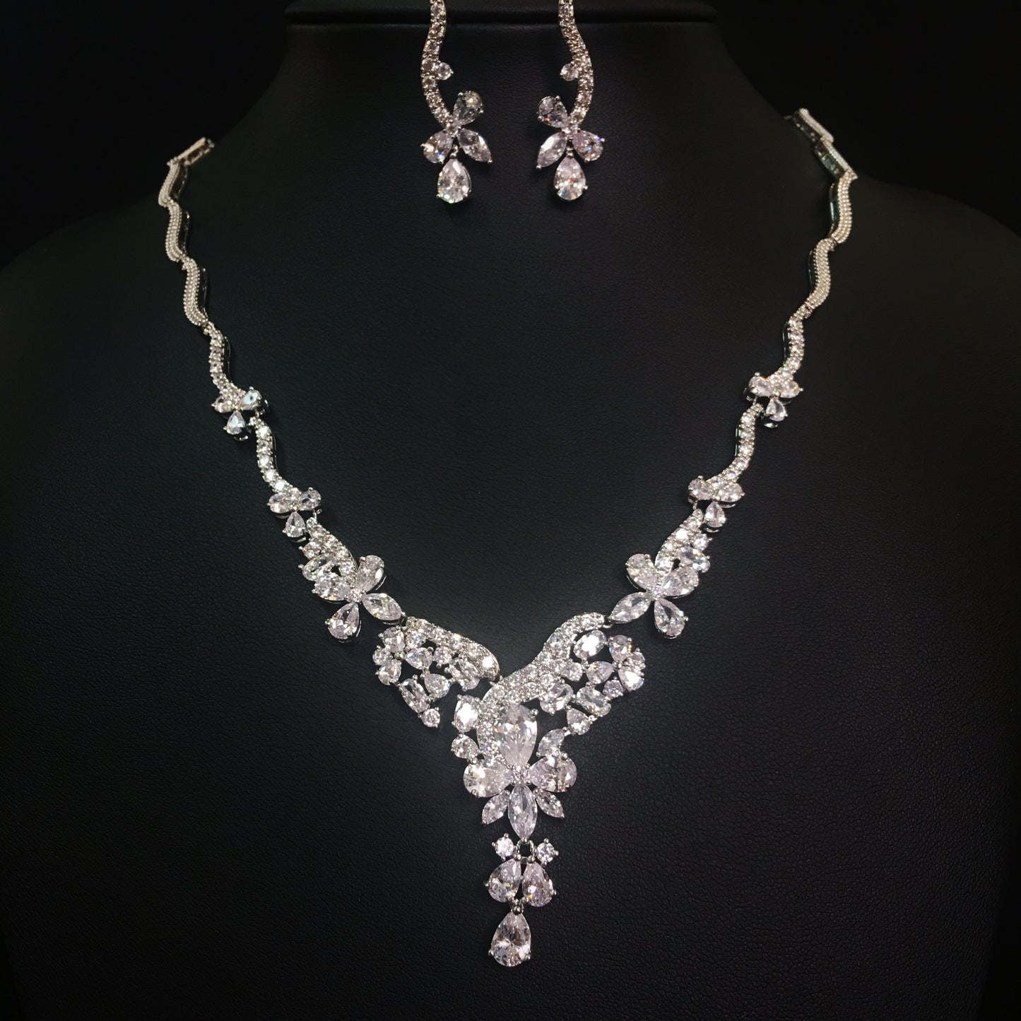 1838802  Luxurious Cubic Zirconia Jewelry Set, Wedding necklace set
