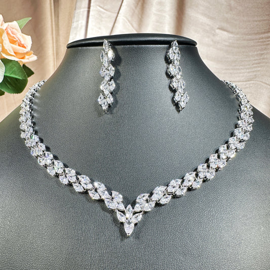 23110028 Stunning Cubic Zirconia Eternity Necklace - Elevate Your Jewelry Collection Today