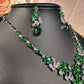 #23902006 Parure élégante et glamour style plastron – Disponible en 3 couleurs magnifiques (argent, vert et bleu)