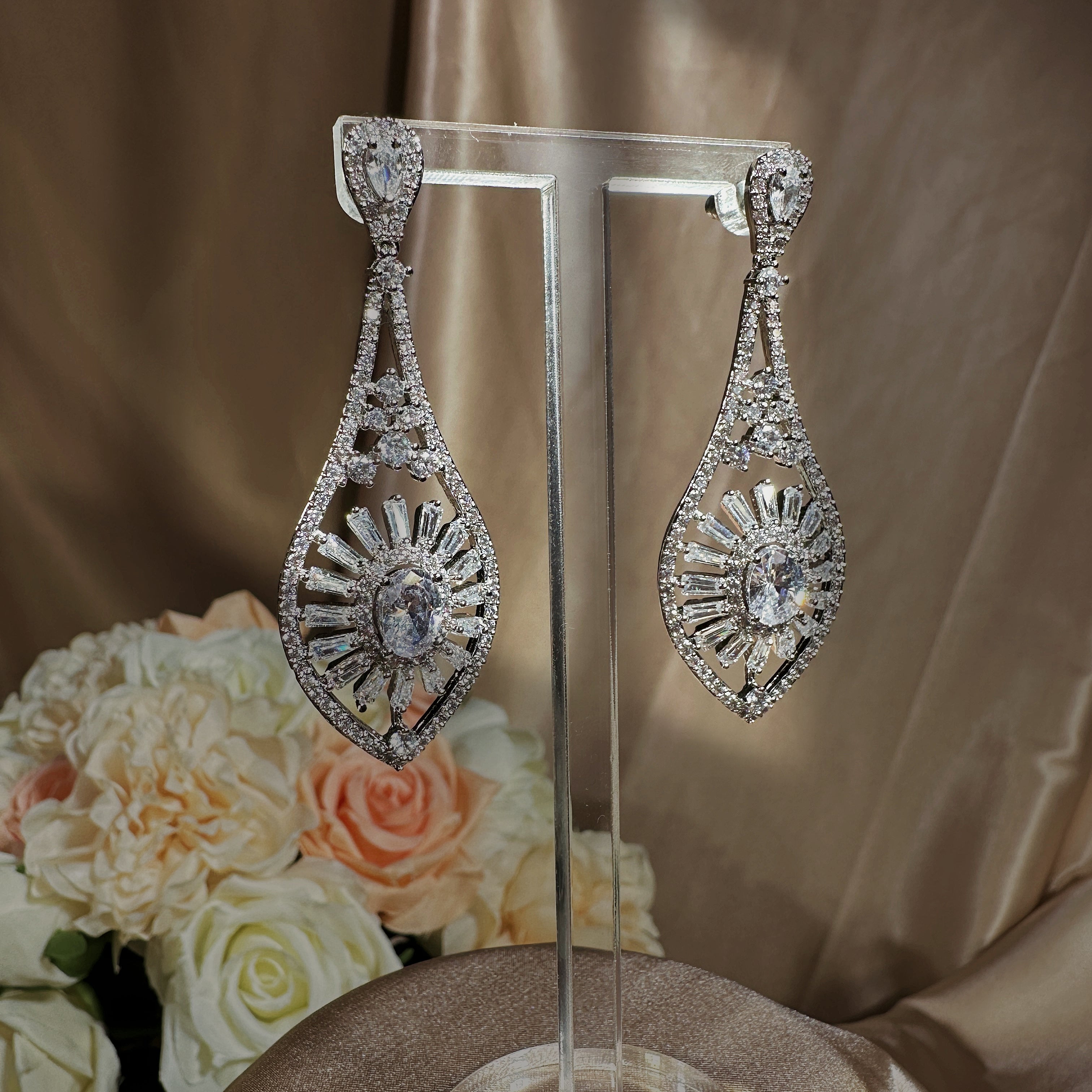 11532010 Brilliant Round Cut Cubic Zirconia Drop Earrings